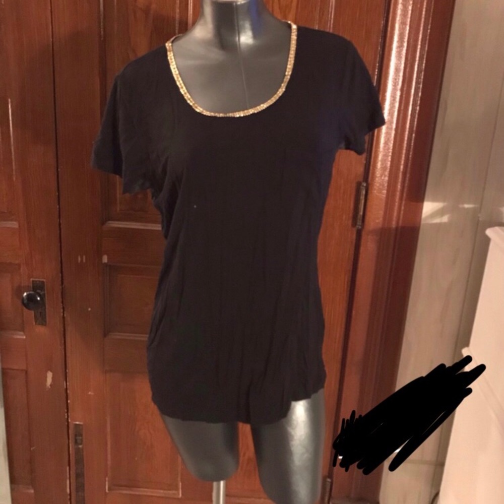 Multiple shirts - Picture 2 of 4